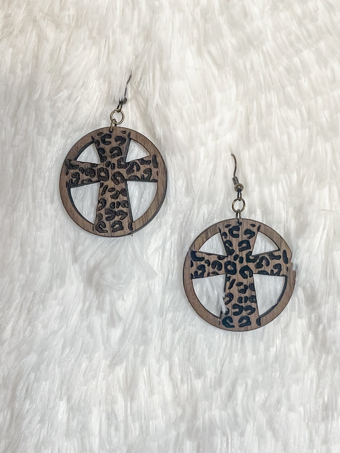 Leopard Cross